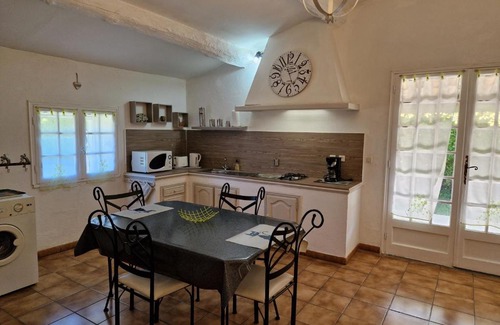Mallemort House | La magnanerie