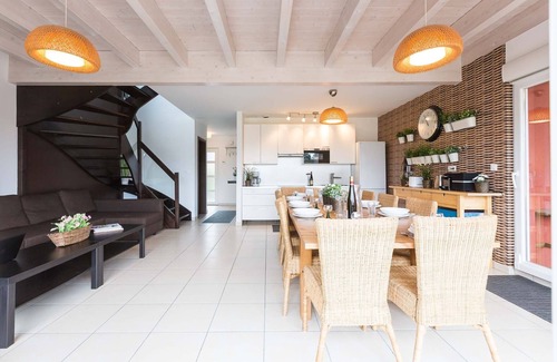 Griesheim-pres-Molsheim Villa | La maison solaire 5-15 pers Shower Garden view