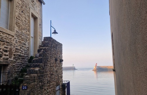 Port-en-Bessin-Huppain Apartment | La Maison de Port – a peaceful escape in a lively fishing village in Normandy