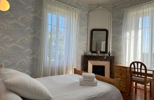 Saint-Hippolyte-de-Caton Villa | La maison d'Ulysse