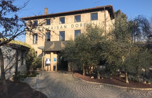 Villefranche-sur-Saone Bed & Breakfast | La Maison du Faisan Doré