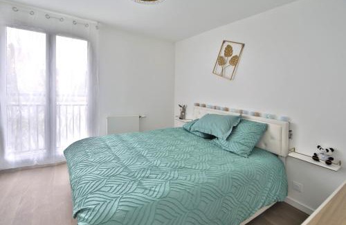 Sartrouville House | La Maison d'Iris - Proche Golf et RER A