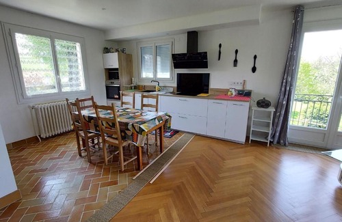 Lafeuillade-en-Vezie Villa | La Maison des 3 Bouleaux