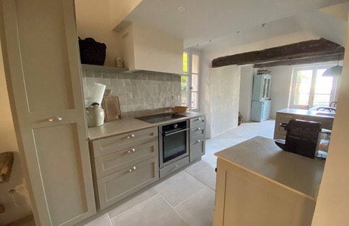 Fox-Amphoux House | La Maison de la Bergère