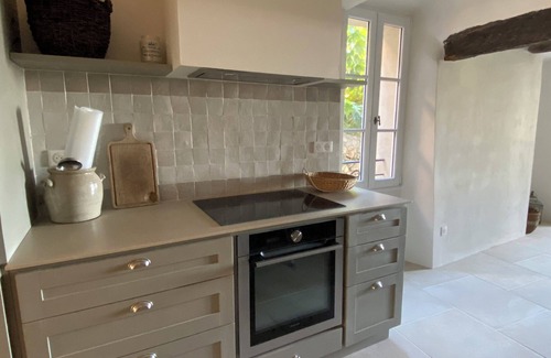 Fox-Amphoux House | La Maison de la Bergère