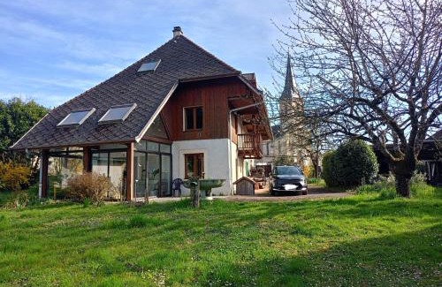 Boussy House | la maison de la Felicidad