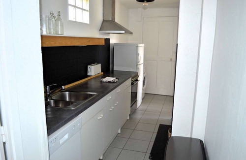 Asnelles House | La maison de la plage, 350m from the sea, garden