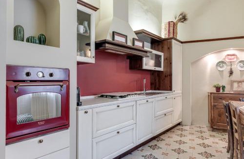 Santa Maria Novella Apartment | La Maison De Mavì Florence