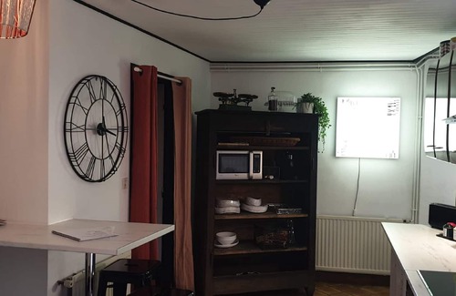 Mur-de-Barrez House | La Maison de Riri à Mur-de-Barrez