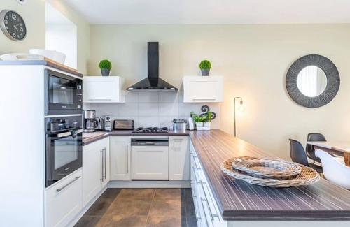 Caden House | La maison des Frères (Villa) by Interhome