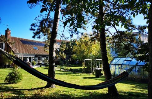 Achicourt Bed & Breakfast | La Maison des Oiseaux. Roulotte