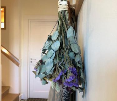 Puligny-Montrachet House | La Maison Deveney Mars