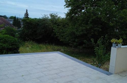 Laon House | La Maison du Cerisier