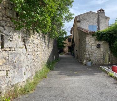 Esparron-de-Verdon Villa | La maison du Château