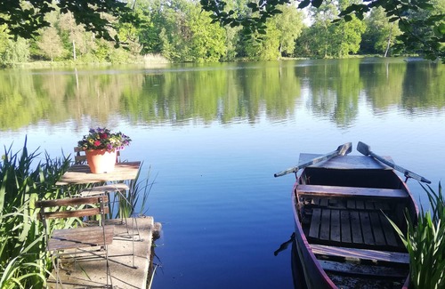 Laid Trou Cottage | LA MAISON DU LACnCharming cottage in front of a big private lake