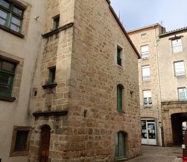 Langogne Apartment | La maison du prieur