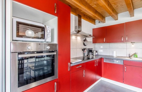 Lugny House | La Maison Du Vigneron