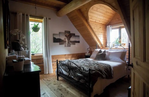 Sainte-Marie Cabin | La Maison en Bois Rond