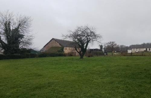 Saint-Hilaire-en-Morvan House | La maisonnette
