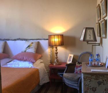 Faubourg Bed & Breakfast | La Maison Rousseau Chambre d'hôtes