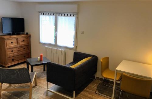 Couffy House | la maisonette Arelo