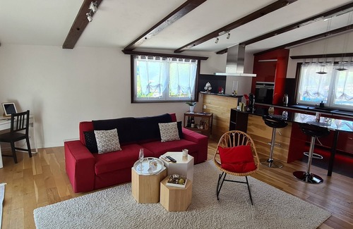 Siviriez Cottage | La Maisonnette Enchantée