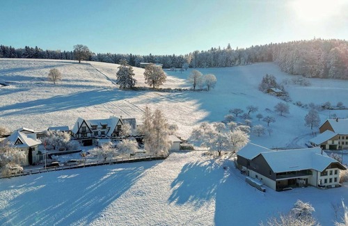 Siviriez Cottage | La Maisonnette Enchantée