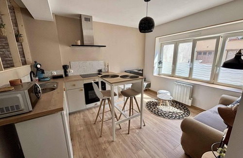 Calais Apartment | La Mandragore