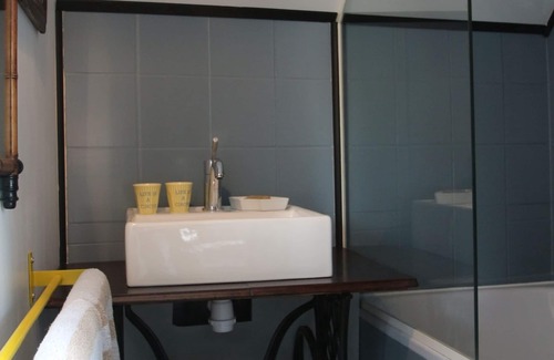 Couffy House | La Mare aux Bambous