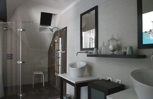 Couffy House | La Mare aux Bambous