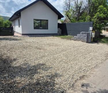 Comanesti House | La Mariana