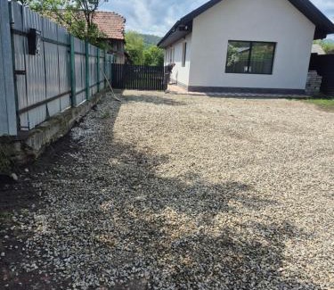 Comanesti House | La Mariana