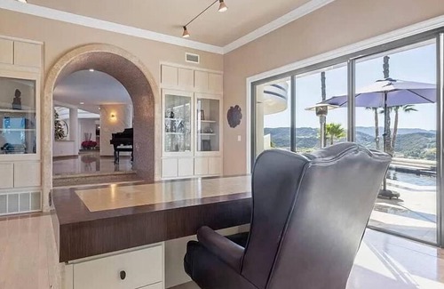Calabasas House | La Masina Luxury Summ