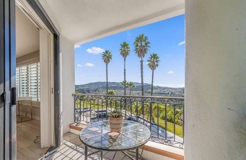 Calabasas House | La Masina Luxury Summ