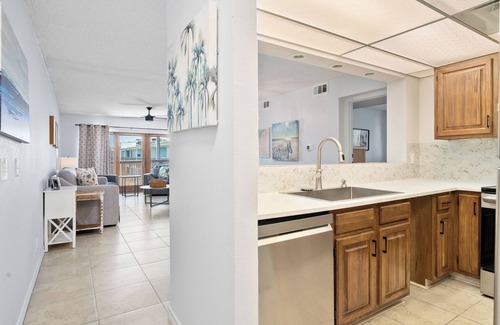 Port Aransas Condo | La Mirage Condo 318 Beachfront Resort Condominiums with Private Boardwalk