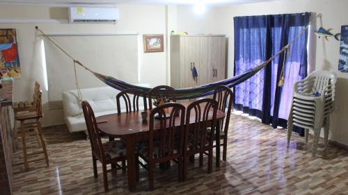 Comuna 3 Apartment | La Montaña Hostal