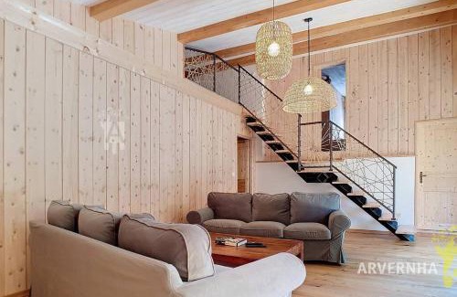 Chambon-sur-Lac House | La Montagne