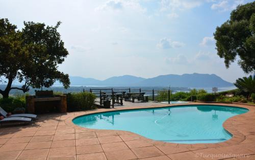 Hartbeespoort Cabin | La Montagne Guest Lodge