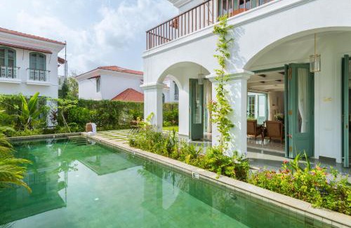 Vagator Villa | La Mosteiro in Assagao, Splendid 3&4BHk Villas with Private Pool, Private Parking, Garden, Caretaker, Kitchen & Security