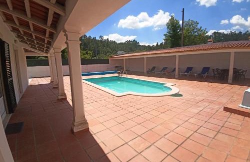 Ferreira do Zezere Villa | La Nara Villa