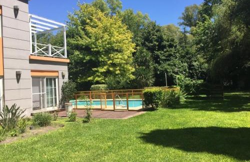 Villa Udaondo House | La Naturaleza de Parque Leloir en Familia