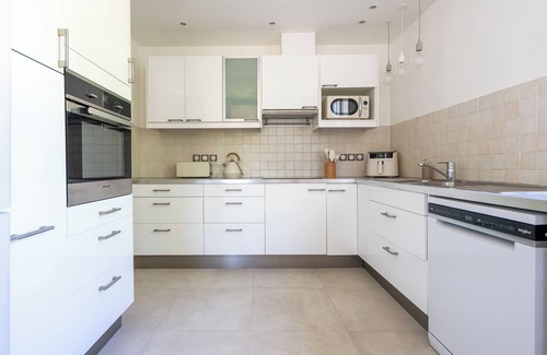 Maubec Villa | La Note Bleue Luberon