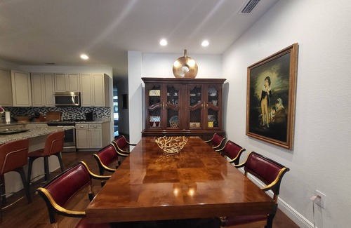 Historic Downtown Melbourne House | "La Nouvelle Maison" ♥ Downtown/Yard/Self Check-in/Parking