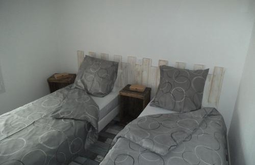 Champagne-les-Marais Apartment | La passerose