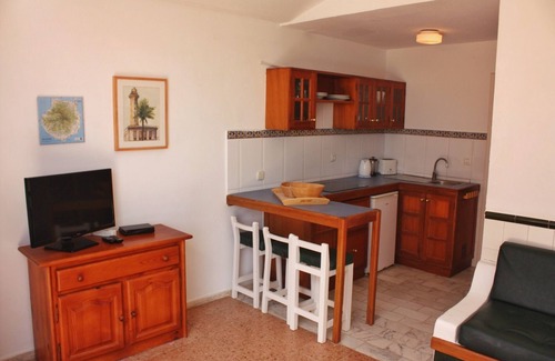 Playa del Aguila House | La Perla - bungalow complex DIRECTLY by the sea