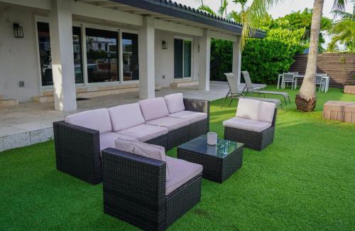 Northeast Miami House | La perla