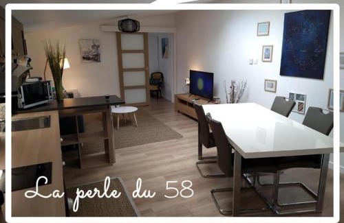 Rodez Apartment | La perle du 58 - T2 Parking Wifi Terrasse CLIM