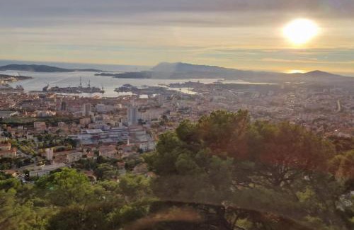 Les Sablettes Apartment | LA PERLE, Studio 50 m de la PLAGE , parking, clim, Rivage Privilège