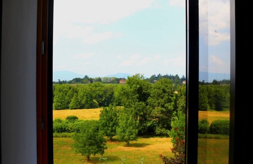 Les Abrets en Dauphine House | La Petite Grange - renovated furnished rental, between lakes, mountains and nature