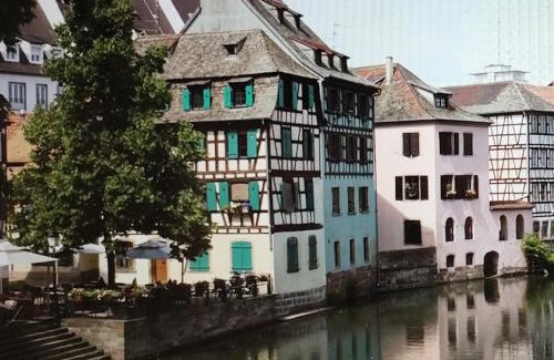 Petite-France Apartment | La Petite Alsacienne